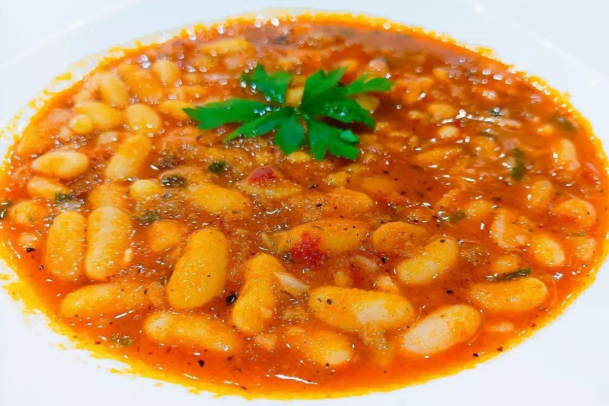 Боб яхния ВКУС В КУТИЯ 400 г